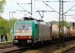 CFL Cargo Leihlok 186 246-5 mit dem DGS 95536(Padborg-Eichenberg)rollt hier wegen einer  LA  gemütlich durch Schleswig.