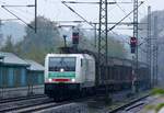 PCW/Steiermarkbahn 189 822-0 mit dem neu angesetzten Papierzug nach München bei der Durchfahrt in Schleswig.