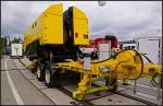 Zweiwegeh�ngerfahrzeug ET�-TA SFT mit Schienenschleifeinheit RGM (INNOTRANS 2010 Berlin 21.09.2010)