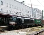 193 860-4 Vectron 91 80 6 193 860-4 D-DISPO  MRCE X 4 E-860 mit Containerzug in Ulm am 16.09.2020.
