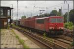DB Schenker 155 158-9 mit neuen VW-Transportern aus Kunowice am 15.06.2012 in Berlin-K�penick auf dem Weg nach Emden Terminal    - Update: ++ 05.2018 bei Fa.