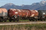 7843 657 (Zans) von  GATX  am 8. April 2026 bei Bernau am Chiemsee.