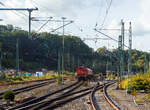 Nun nochmal einen Nachschuss auf den Zugverband, die 185 263-1 (91 80 6185 263-1 D-DB) der DB Cargo Deutschland AG f�hrt mit dem Leipziger Kranzug der DB InfraGO Netz Notfalltechnik am 14 Oktober 2026