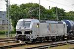 192 055-2 Siemens Smartron von Rhein Cargo 91 80 6 192 055-2 D-RHC mit Kesselwagenganzzug in Ulm am 20.05.2023.