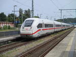 812 029 als ICE 203 (Binz-Basel),beim Halt,am 08.Juni 2024,in Bergen/Rgen.