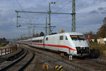 DB: Ab und zu gibt auch ein ICE I (bei den Bahnfreunden von Haltingen WEISSWURST genannt) ein interessantes Bahnbildmotiv her.