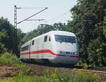 ice-1-br-401-mit-802-bis-804/805784/ice-1-nr-401-052-in ICE 1 Nr. 401 052 in Ulm am 04.08.2014.
