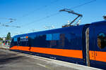 Der futuristisch und sehr modern aussehende „Xoker“, aber doch 30 Jahre alte, ehemalige ICE 2 Triebkopf 402 033-5 (93 80 5402 033-5 D-PROBA) mit dem Steuerwagen 808 033-5 (93 80 5808 033-5