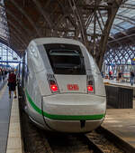 Nun hat der zw�lfteilige ICE 4 „Z�richsee“ (Triebzug 9026) der Baureihe 412.0, Deutschlands schnellster Klimasch�tzer, als ICE 694 von Stuttgart Hbf �ber Mannheim, Frankfurt(M)Hbf, Erfurt,