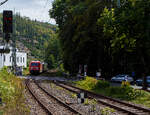 Die 101 138-6 (91 80 6101 138-6 D-DB) mit der kalten Siemens Vectron Dual Mode 248 507 (90 80 2248 507-6 D-DB) am Haken, beide der DB Fernverkehr AG, fahren am 09 August 2026 als Lokzug (Lz) durch