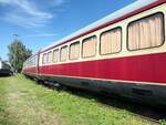 601 TEE Außenansicht eines Großraumwagens im Bahnpark Augsburg am 23.09.2015.