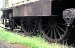 116 008-4 im Eisenbahnmuseum Darmstadt im Mai 1984. Antriebslose Radseite.