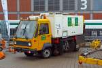   Der Möser Ro-V 149.3, ein leichtes Zwei-Wege-Schienenschleiffahrzeug, das auf der Inno Trans 2014 in Berlin (hier 26.09.2014) präsentiert wurde.