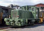   Die Deutz 57513 - eine DEUTZ  KS 230 B Diesellokomotive ehemals der Bundeswehr, am 18.05.2014 ausgestellt beim Erlebnisbahnhof Westerwald der Westerwälder Eisenbahnfreunde 44 508 e.