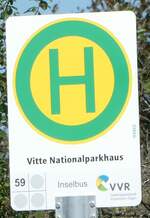 (254'646) - Inselbus/VVR-Haltestellenschild - Vitte, Nationalparkhaus - am 2. September 2023