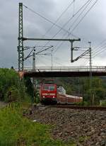 re-9-rhein-sieg-express/222591/die-111-156-zieht-den-re Die 111 156 zieht den RE 9 (Rhein-Sieg-Express) Aachen - Kln - Siegen am 15.09.2012 weiter Bahnhof Betzdorf/Sieg in Richtung Siegen.
