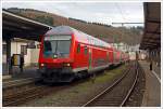 Etwas außerplanmäßig steht heute am 11.01.2013 der  RE 9 (rsx - Rhein-Sieg-Express) Betzdorf - Köln - Aachen (Umlauf RE 10190) auf Gleis 102 im Bahnhof Betzdorf(Sieg) bereit.