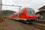 re-9-rhein-sieg-express/412835/da-so-diese-bilder-bald-nicht 
Da so diese Bilder bald nicht mehr möglich sind, weil das Gleis 107 reaktiviert wird, habe ich nochmal diesen Standort gewählt. 

Steuerwagen voraus fährt am 13.03.2015 der RE 9 (rsx - Rhein-Sieg-Express) Siegen - Köln - Aachen auf Gleis 106 in den Bahnhof Betzdorf/Sieg ein.  Hier ist es ein 2. Klasse Doppelstockwagen-Steuerwagen 2. Klasse der Gattung DBbzfa 761.2 und vier weitere Doppelstock-Wagen, Schublok war die 111 016-2.