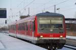 928 654 als Polen-S-Bahn RE 5359 von Lbeck Hbf nach Szczecin Glowny bei der Einfahrt im Bahnhof Gstrow.10.02.2012