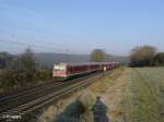 628 418-6 als Sch�lerverst�rkungszug mit 413+431 bei Endorf 29.10.10  