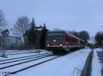 928 334-2 f�hrt in Memmingen mit einer RB ein.