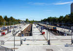 Blick vom Aufgang zur Flatowallee auf den Kopfbahnhof f�r Sonderz�ge vom Bahnhof Berlin Olympiastadion 23 September 2026. Ganz rechts befindet sich die beiden Durchfahrgleise (Gleis 1 und 2) vom Vorortbahnhof.

Der Bahnhof Berlin Olympiastadion ist ...