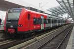 S-Bahn 424 037 steht am 23 September 2026 abfahrtbereit am Gleis 10 in K�ln Hbf und ist eine der sehr wenige Leistungen die den tag auch n�r einigermasse laut Plan f�hr -die meiste Fernz�ge und REs bekamen den Tag eine halbe St�nde versp�tung oder mehr.