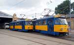 Straenbahn / Stadtverkehr Leipzig; T 4 D-M1 Nr.2157 und 2190 von CKD Tatra Bajahr 1986 stehen im Betriebshof des Tram-Museums in Leipzig fr die Abgabe nach Dnipro bereit; im Hintergrund das