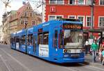 Straßenbahn / Stadtverkehr; Halle; MGT 6 D Nr.657 Baujahr 2000 beim Marktplatz und Touristinfo in Halle am 30.06.2015.