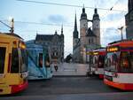 Straßenbahn/ Stadtverkehr; Halle;         4 verschiedene M GT 6 D am Marktplatz von Halle am 29.06.2015. Diese Prozedur gibt es am Abend ab ca.19:00 Uhr. Die Fahrzeuge fahren dann geichzeitig ab.