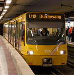 Der SSB 3315/3316 ein Stadtbahn-Doppeltriebwagen vom Typ S-DT 8.10 am 17.06.2016, als Linie U 12 nach Drrlewang, beim Halt in der Station Hauptbahnhof / Arnulf-Klett-Platz.