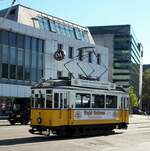 Straßenbahn / Stadtverkehr; Ulm;  historischer T 2 von Lindner Baujahr 1910 in Ulm vor dem Hauptbahnhof am 01.10.2015.