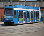 NGT6-Wagen 675 stand am 10.06.2016 auf dem Gelnde der Rostocker Straenbahn AG abgestellt,Sichtbar ist der abgedeckte Fhrerstand.