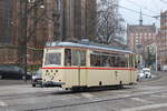 Triebwagen 46 aus dem Baujahr 1955 am 01.12.2018 in der Rostocker Innenstadt.