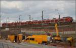 RE der Gäubahn im Bereich der S21-Baustelle.