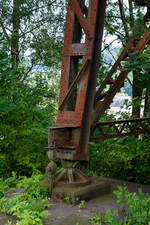 Detailbild einer Stütze der 1906 errichteten Hülsbachtalbrücke in Westerburg (Westerwald), eine 225 m lange Eisenbahnbrücke der ehemaligen Westerwaldquerbahn (ex KBS 425).