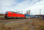 Die 193 358 (91 80 6193 358-9 D-DB)  der DB Cargo Deutschland AG, fährt am 19.03.2021 mit einem KLV-Zug durch Rudersdorf (Kr.