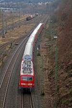 Zuglok 111 015-4 und Schublok 111 009-7, der Grund die Probleme mit dem Bombardier Talent 2. Ab 12. Dez. 2010 sollte der Talent 2 die Strecke bedienen. Um die Fahrzeitreduzierung um ca. 3 min. zu Gewhrleisten setzte die DB Regio nun auf Doppeltraktion, brachte aber nicht den gewschten Erfolg.