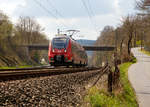   Zwei Bombardier Talent 2 der DB Regio, der dreiteilige 442 603 / 442 103 gekuppelt mit dem vierteiligen 442 254 / 442 754, , als RE 9 - Rhein Sieg Express (RSX) Aachen - Köln - Siegen,