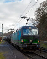 Der Vectron #750, die an die RTB CARGO GmbH vermietete Siemens Vectron MS der ELL - European Locomotive Leasing (Wien) 193 756 (91 80 6193 756-4 D-ELOC) fährt am 20.01.2022, mit einem