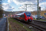 Zwei gekuppelte Bombardier Talent 2 der DB Regio NRW (fünfteilige 442 302 / 442 802 und der vierteilige 442 755 / 442 255) fahren am 05.02.2022, als RE 9 - Rhein Sieg Express (RSX) Aachen –