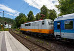 Die 111 049-3 (91 80 6111 049-3 D-GfF) der GfF - Gesellschaft f�r Fahrzeugtechnik mbH (Crailsheim) f�hrt am 02 Juli 2026 mit einem Leerzug, bestehend aus zwei ex InterRegio-Wagen der 2.