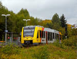 Der VT 507 (95 80 1648 107-8 D-HEB / 95 80 1648 607-7 D-HEB) der HLB (Hessische Landesbahn GmbH), ein Alstom Coradia LINT 41 der neuen Generation, hat am 28.09.2021 als RB 96  Hellertalbahn 