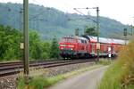 218 438-0 mit Doppelstockzug in Urspring am 18.06.2008.