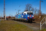 Die TFG Transfracht  AlbatrosExpress  152 135-0 (91 80 6152 135-0 D-DB) der DB Cargo AG (mit Gansreklame TFG & DB Intermodal) fährt am 04.04.2023 mit einem gemischten Güterzug durch