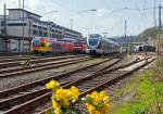 Drei Bahngesellschaften fahren den Hauptbahnhof Siegen an, und so stehen auch am 06.04.2014 im Abstellbereich Züge von den drei unterschiedlichen Bahngesellschaften. Von links nach rechts: 429 543/043 ein fünftiliger LINT der HLB  (Hessischen Landesbahn), 111 011-3 der DB Regio NRW  und ET 22003 und ein weiterer zweiteiliger FLIET der Abellio Rail NRW.