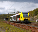   Der VT 505 (95 80 1648 105-2 D-HEB / 95 80 1648 605-1 D-HEB) der HLB (Hessische Landesbahn GmbH), ein Alstom Coradia LINT 41 der neuen Generation, fährt am 24.04.2016, als RB 93  Rothaarbahn 