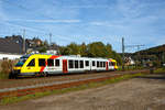   Der VT 259 (95 80 0648 159-1 D-HEB / 95 80 0648 659-0 D-HEB) ein Alstom Coradia LINT 41 der HLB (Hessische Landesbahn), erreicht am 26.10.2019 den Bahnhof Brachbach (Sieg).