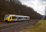Der VT 507 (95 80 1648 107-8 D-HEB / 95 80 1648 607-7 D-HEB) der HLB (Hessische Landesbahn GmbH), ein Alstom Coradia LINT 41 der neuen Generation, erreicht am 26.03.2021, als RB 95  Sieg-Dill-Bahn 