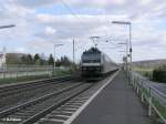 185 552 Nachschuss mit ihrem RE W�rzburgin Th�ngersheim.